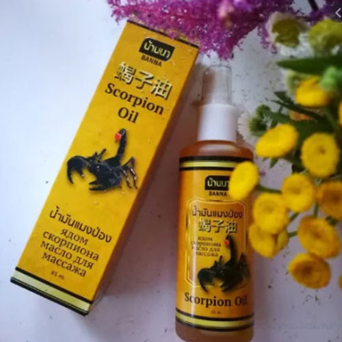 Dầu Bọ Cạp Xịt Xoa Bóp Bana Scorpion Oil Thái Lan 85ml