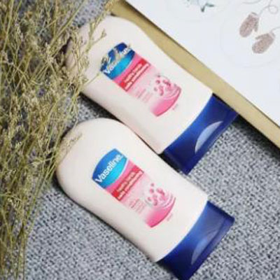 Dưỡng Da Tay Vaseline Thái Lan 85ml