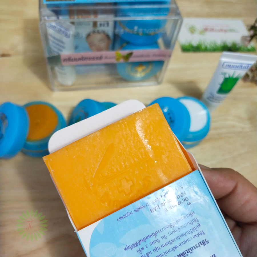 Bộ Đặc Trị Mụn Trắng Da Yanhee Thái Lan Kem Trị Mụn-1